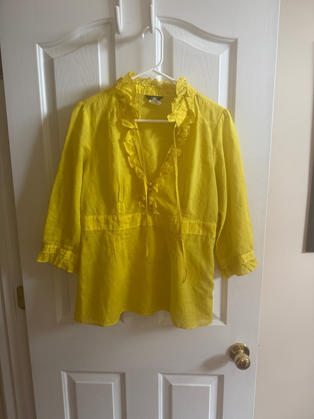 🌸 J. Crew: Yellow Ruffle-Collar Blouse